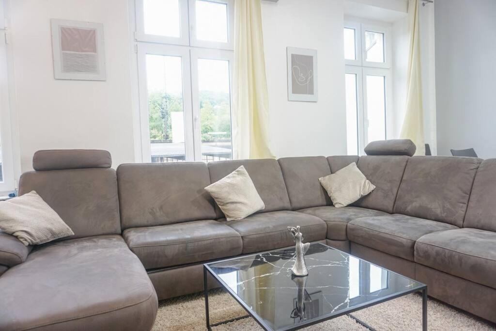 Apartment In Wuppertal - Charmante 3-Zimmer-Oase Mit Kamin Und Badewanne Buitenkant foto